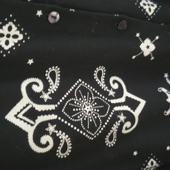 LAGENCE blouse - Picture 4 of 5